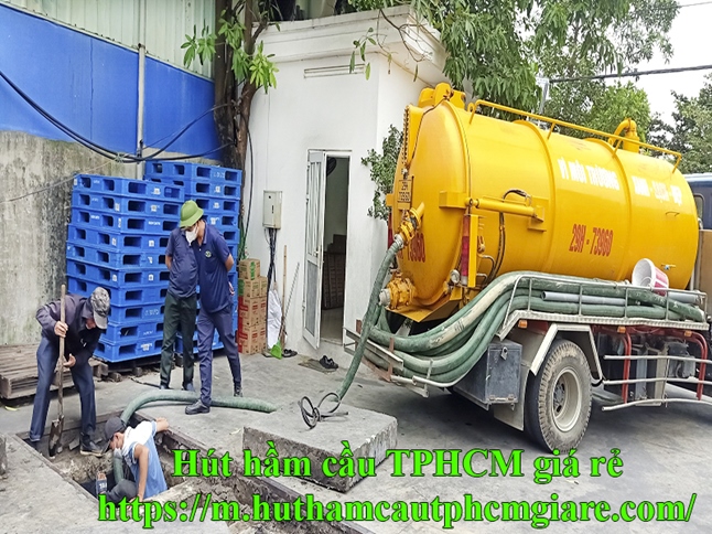 Công ty môi trường Quang Anh chuyên hút hầm cầu TPHCM giá rẻ